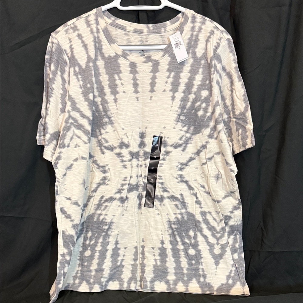 Banana Republic Factory Gray and White Tie-Dye Short Sleeve Tee